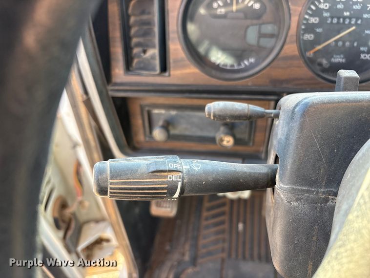 image for item FC2160 1991 Dodge D150 Ext. Cab pickup truck