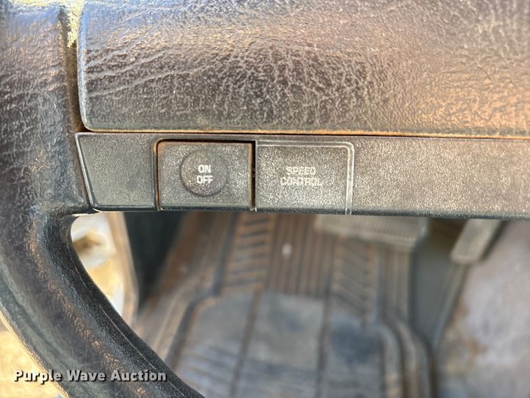 image for item FC2160 1991 Dodge D150 Ext. Cab pickup truck