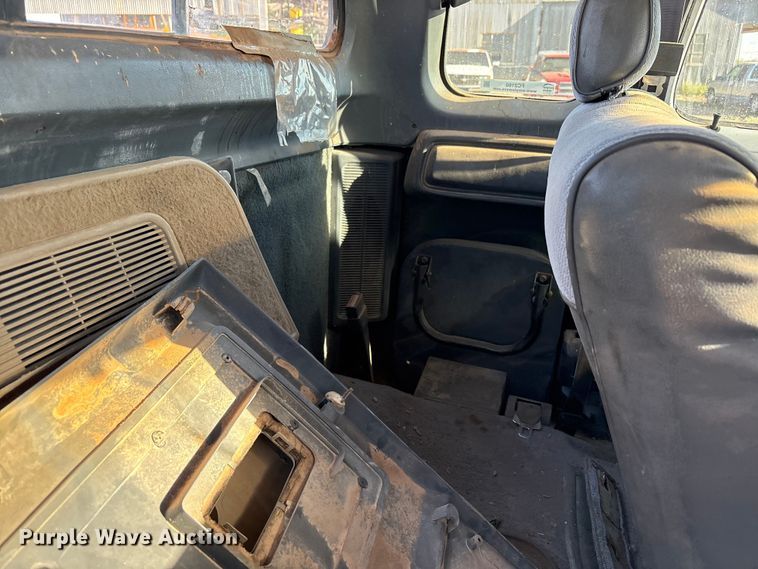 image for item FC2160 1991 Dodge D150 Ext. Cab pickup truck