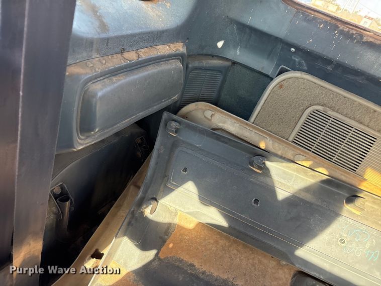image for item FC2160 1991 Dodge D150 Ext. Cab pickup truck