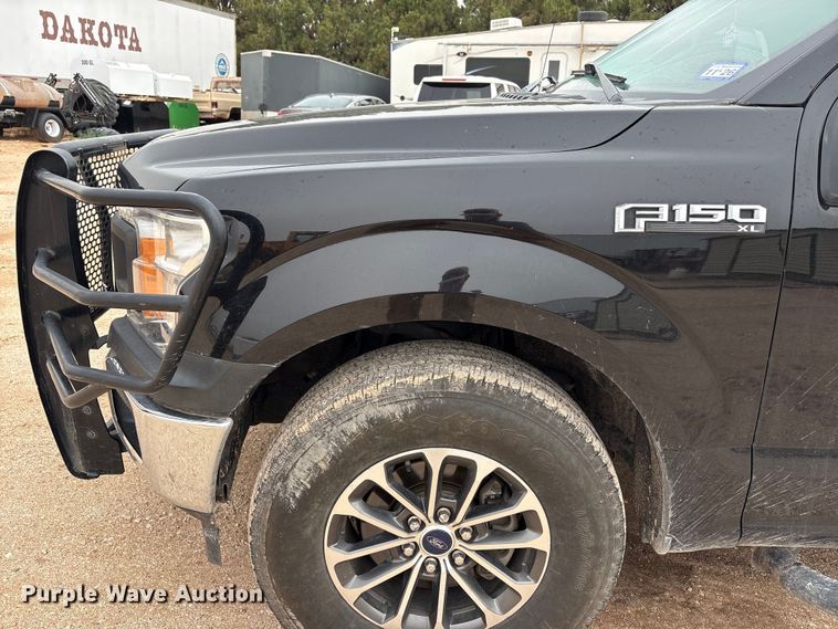 image for item FC2349 2020 Ford F150 Crew Cab pickup truck