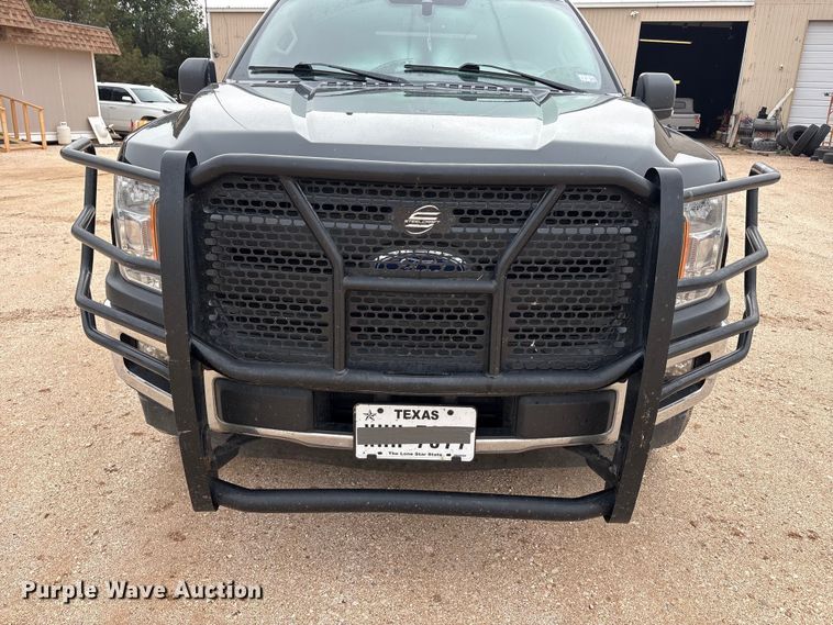 image for item FC2349 2020 Ford F150 Crew Cab pickup truck