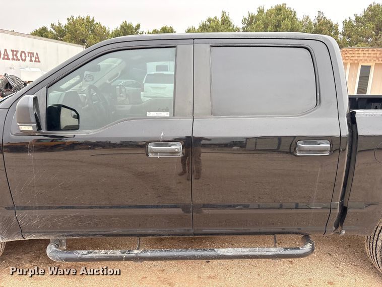 image for item FC2349 2020 Ford F150 Crew Cab pickup truck