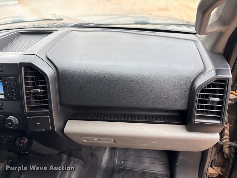 image for item FC2349 2020 Ford F150 Crew Cab pickup truck
