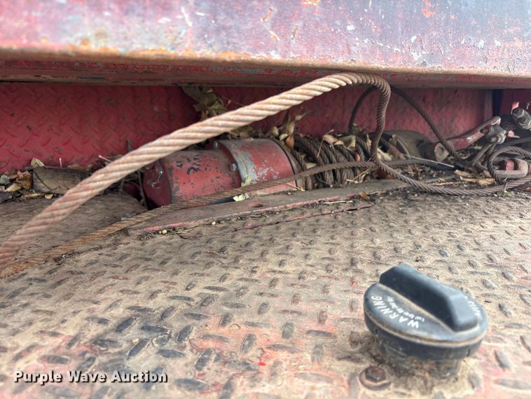 image for item FC2363 1990 Ford F250 flatbed pickup truck