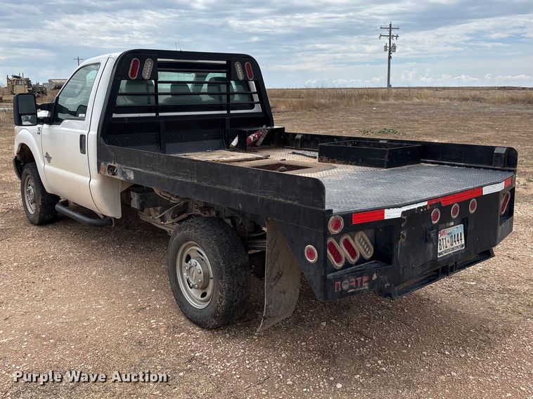 image for item FC2382 2012 Ford F250 Super Duty flatbed pickup truck