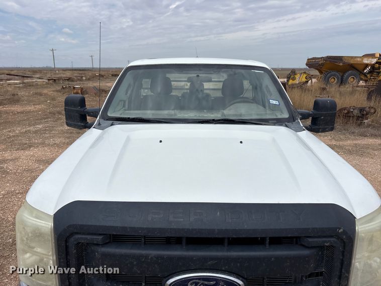 image for item FC2382 2012 Ford F250 Super Duty flatbed pickup truck