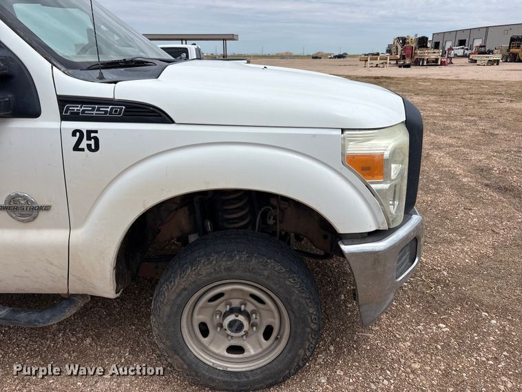image for item FC2382 2012 Ford F250 Super Duty flatbed pickup truck