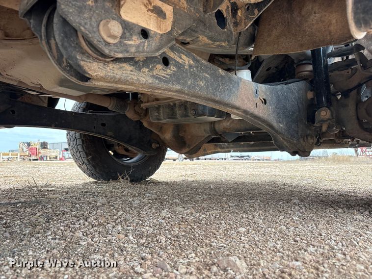 image for item FC2382 2012 Ford F250 Super Duty flatbed pickup truck