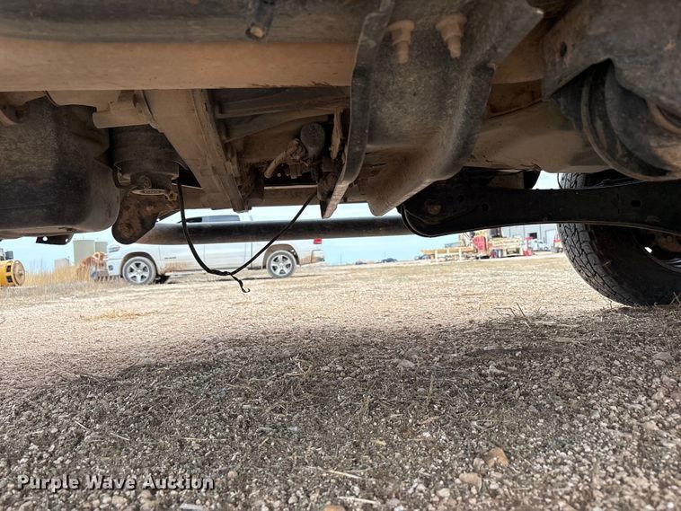 image for item FC2382 2012 Ford F250 Super Duty flatbed pickup truck