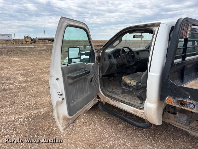 image for item FC2382 2012 Ford F250 Super Duty flatbed pickup truck