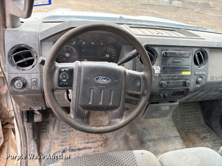 image for item FC2382 2012 Ford F250 Super Duty flatbed pickup truck