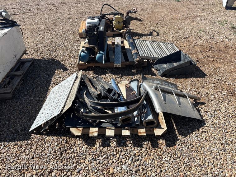 image for item FC2392 Truck parts