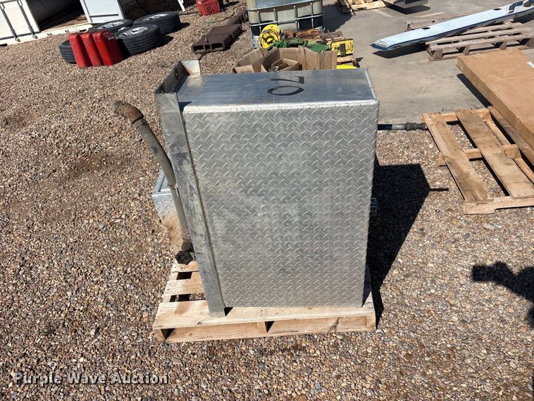 image for item FC2393 Truck parts