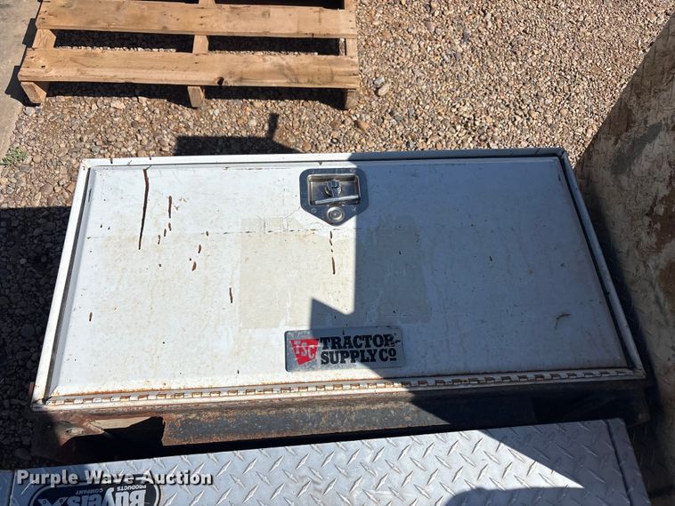 image for item FC2393 Truck parts