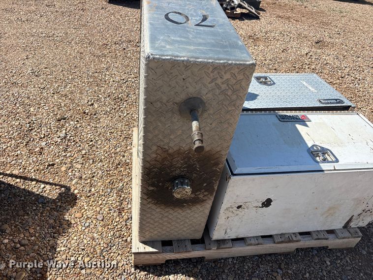 image for item FC2393 Truck parts