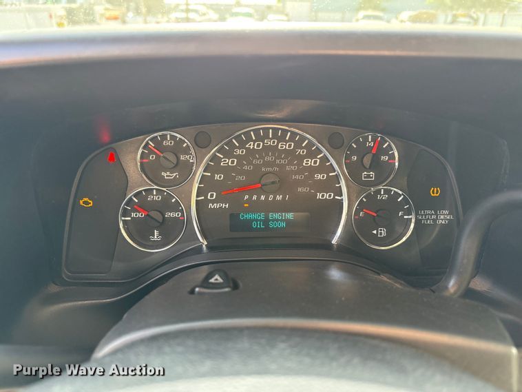 image for item FC2399 2019 Chevrolet Express van