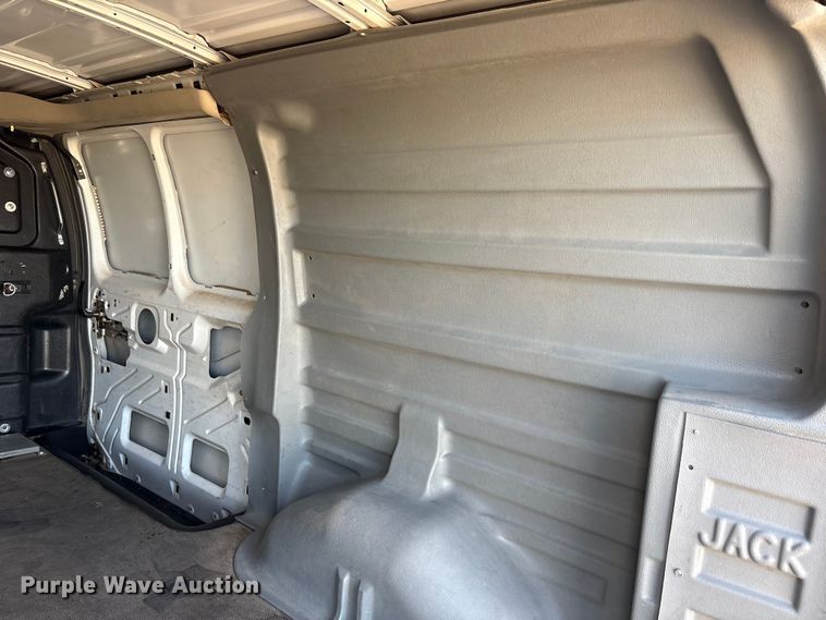 image for item FC2399 2019 Chevrolet Express van