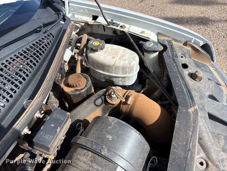 image for item FC2399 2019 Chevrolet Express van