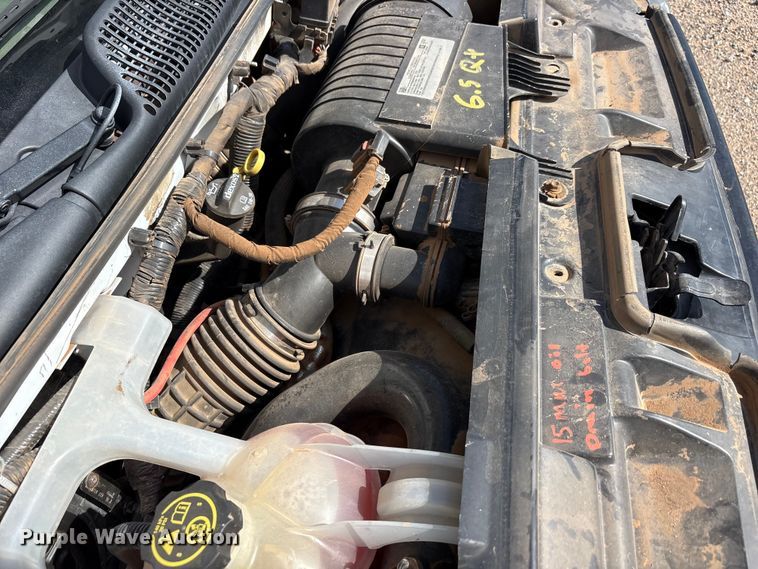 image for item FC2399 2019 Chevrolet Express van