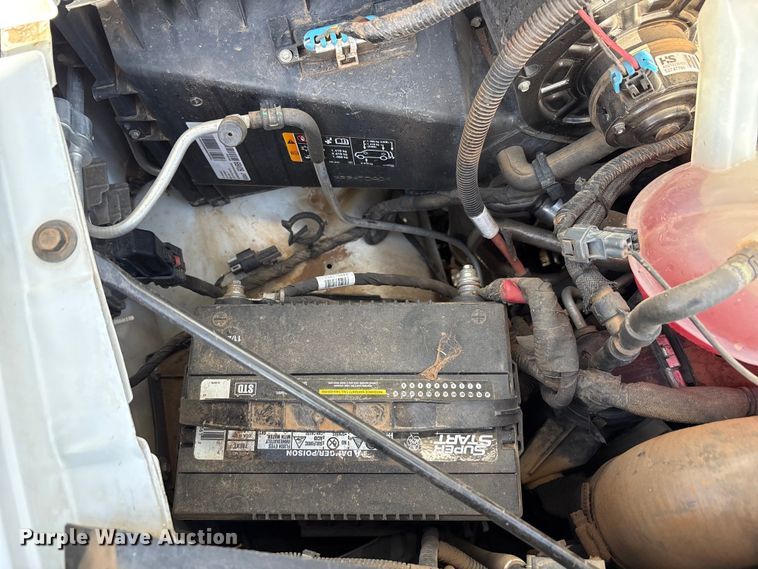 image for item FC2399 2019 Chevrolet Express van