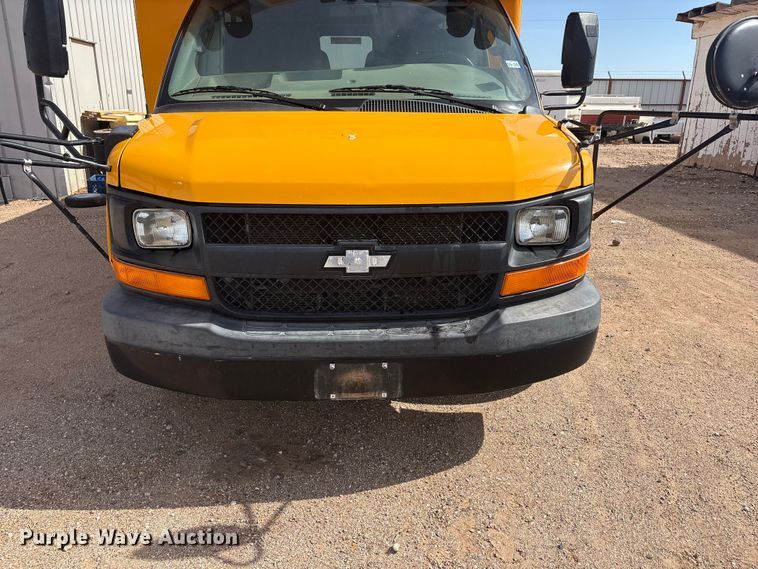image for item FC2400 2016 Chevrolet Express school bus