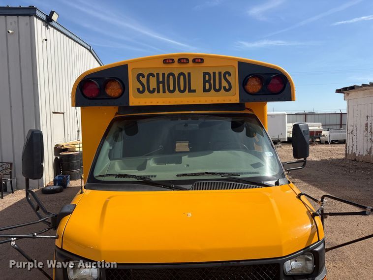 image for item FC2400 2016 Chevrolet Express school bus