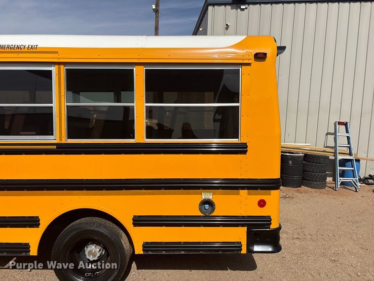 image for item FC2400 2016 Chevrolet Express school bus