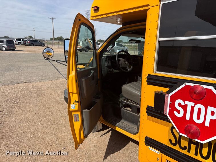 image for item FC2400 2016 Chevrolet Express school bus