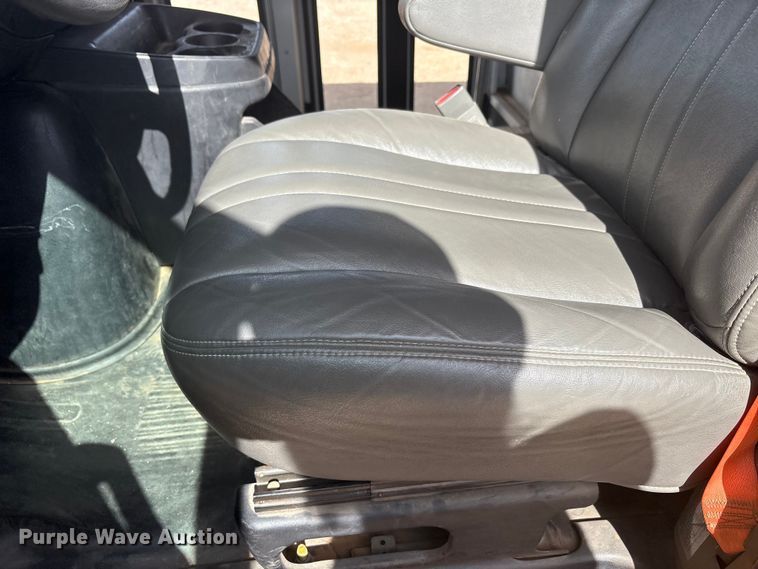 image for item FC2400 2016 Chevrolet Express school bus