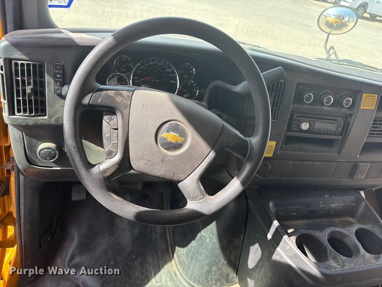 image for item FC2400 2016 Chevrolet Express school bus