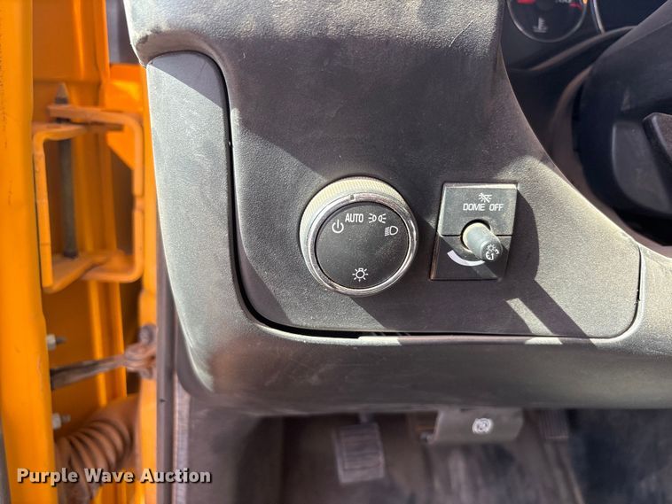 image for item FC2400 2016 Chevrolet Express school bus