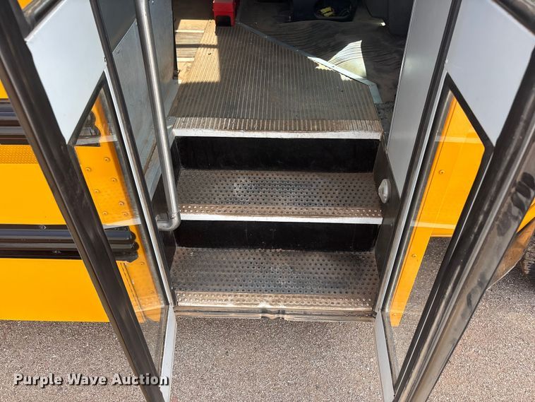 image for item FC2400 2016 Chevrolet Express school bus