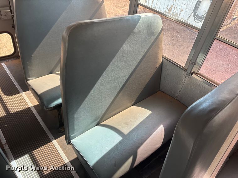 image for item FC2400 2016 Chevrolet Express school bus