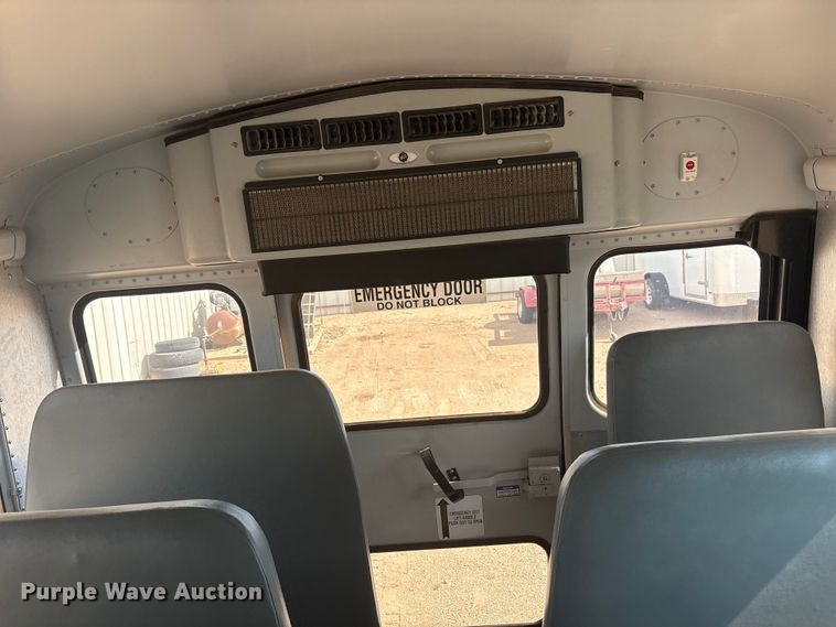 image for item FC2400 2016 Chevrolet Express school bus