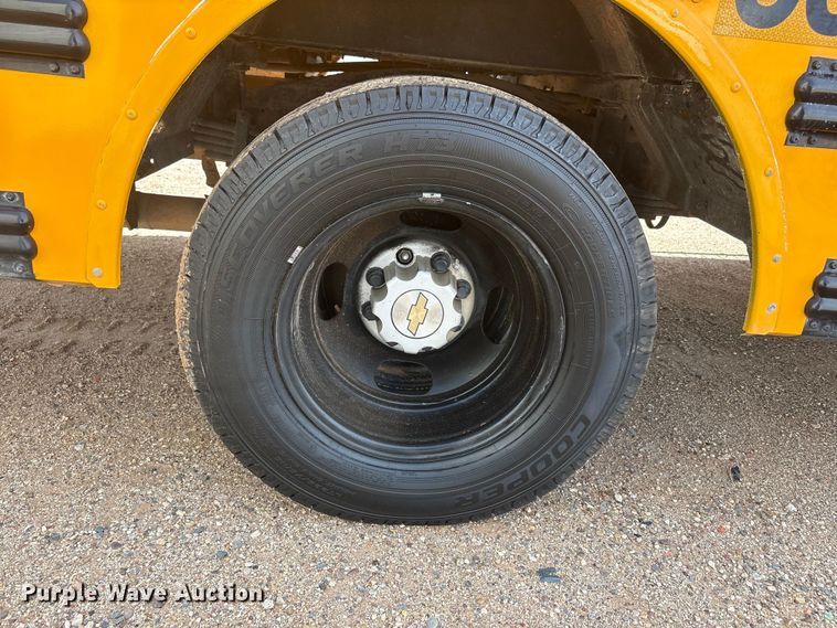 image for item FC2400 2016 Chevrolet Express school bus