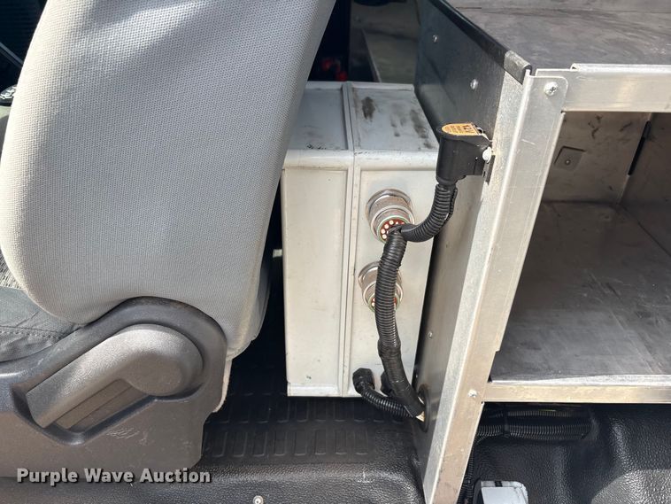 image for item FC2401 2016 Ford F250 Super Duty Ext. Cab utility bed pickup truck
