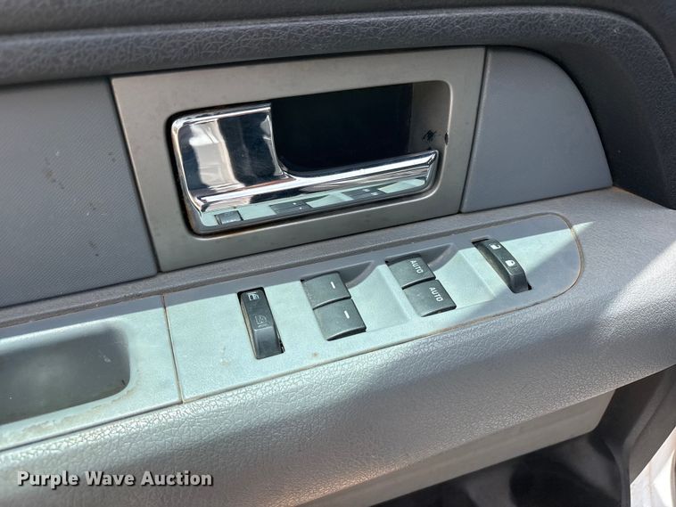 image for item FC2402 2011 Ford F150 Ext. Cab pickup truck