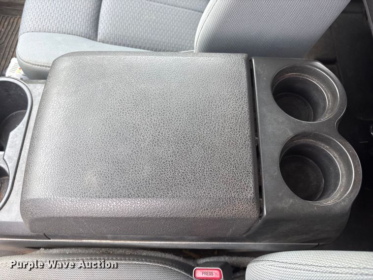 image for item FC2402 2011 Ford F150 Ext. Cab pickup truck