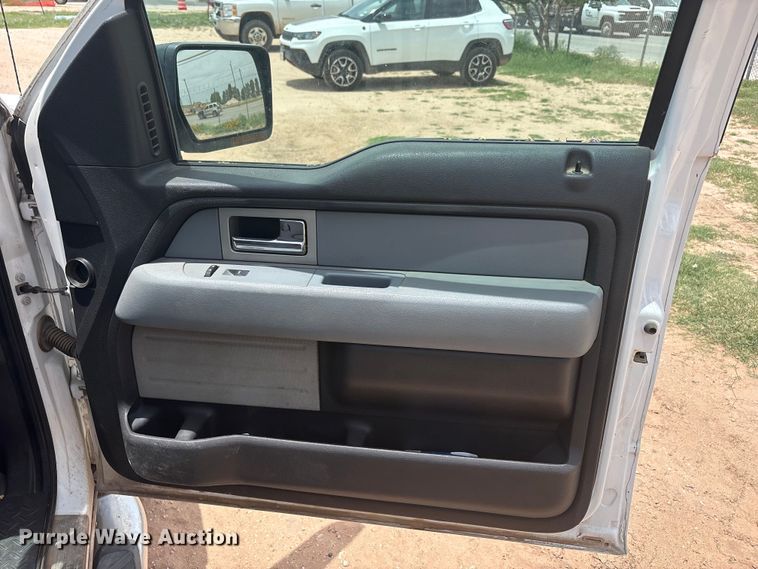 image for item FC2402 2011 Ford F150 Ext. Cab pickup truck
