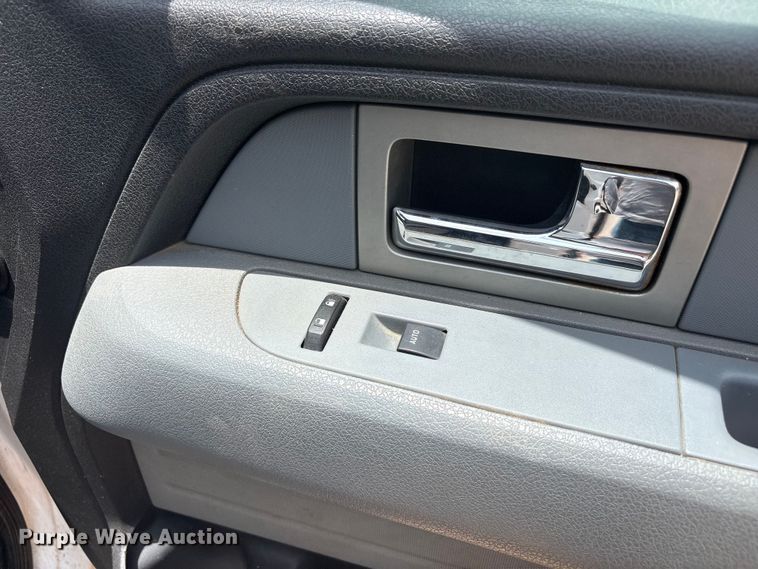 image for item FC2402 2011 Ford F150 Ext. Cab pickup truck