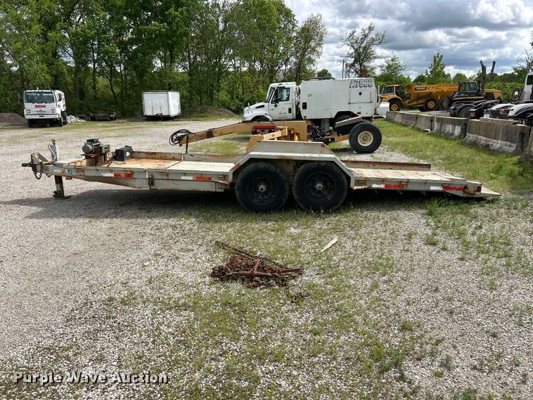 image for item FC2538 2003 Imperial tilt deck utility trailer