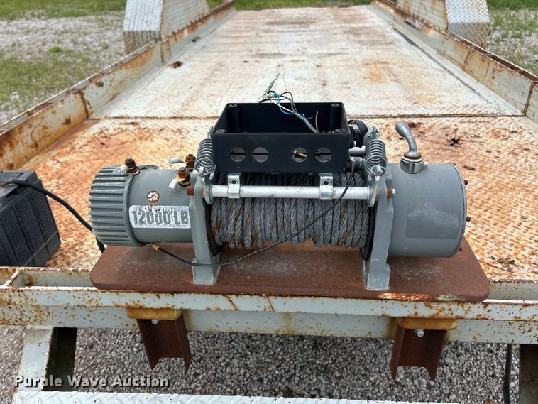 image for item FC2538 2003 Imperial tilt deck utility trailer
