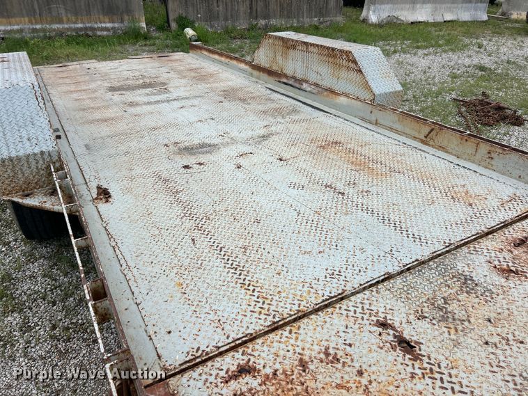 image for item FC2538 2003 Imperial tilt deck utility trailer