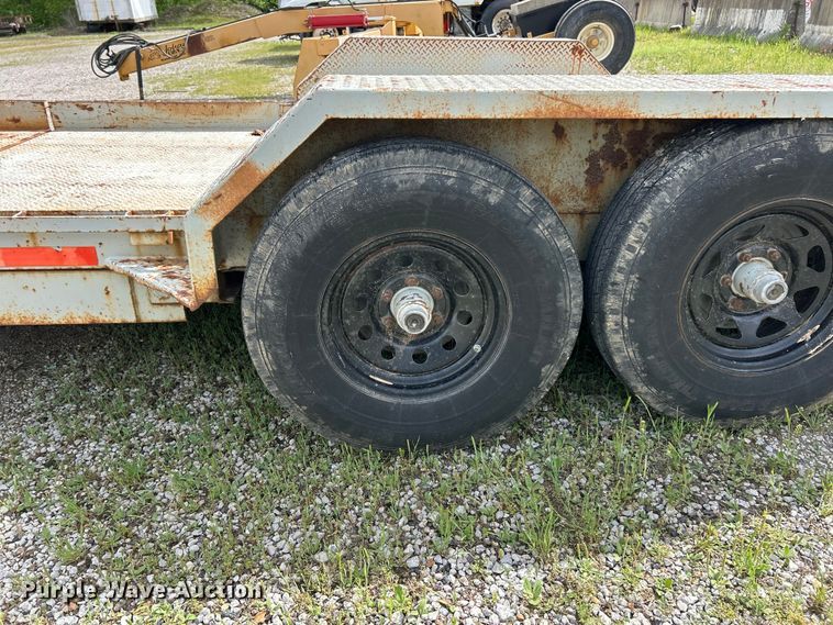 image for item FC2538 2003 Imperial tilt deck utility trailer