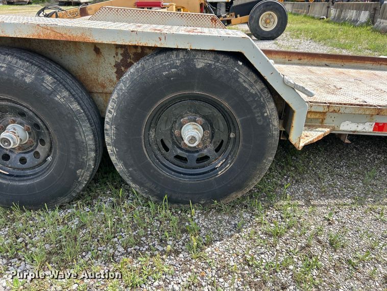 image for item FC2538 2003 Imperial tilt deck utility trailer