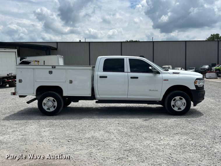 image for item FC2697 2022 RAM 2500 Crew Cab utility bed pickup truck