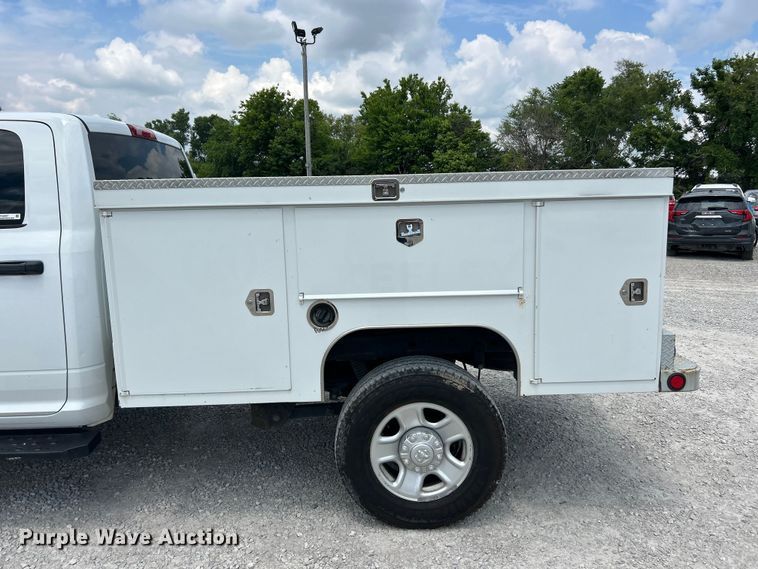 image for item FC2697 2022 RAM 2500 Crew Cab utility bed pickup truck