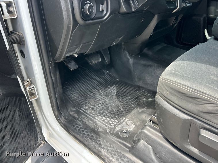 image for item FC2697 2022 RAM 2500 Crew Cab utility bed pickup truck