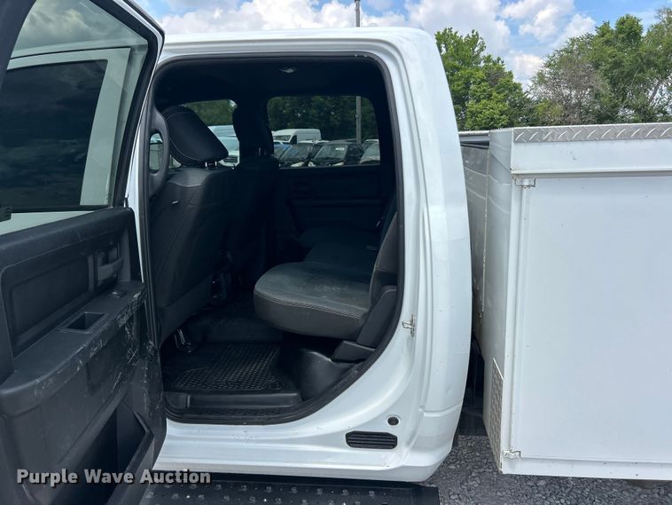 image for item FC2697 2022 RAM 2500 Crew Cab utility bed pickup truck